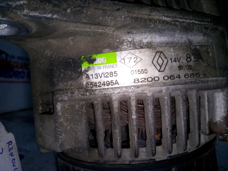 Recambio de alternador para renault megane i fase 2 berlina (ba0) 1.9 diesel referencia OEM IAM 8200064685  
							