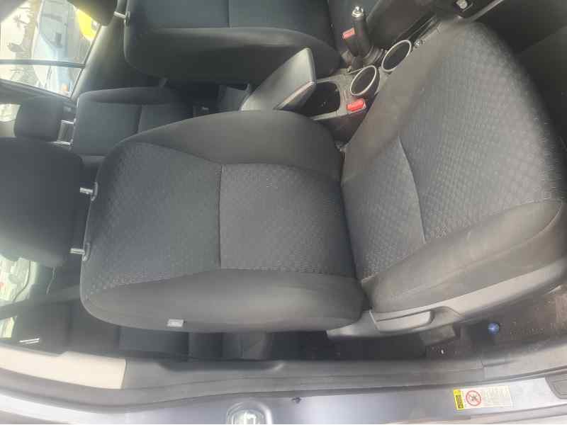 Recambio de asiento delantero derecho para toyota verso 1.6 vvt-i 16v 132 monospace referencia OEM IAM   