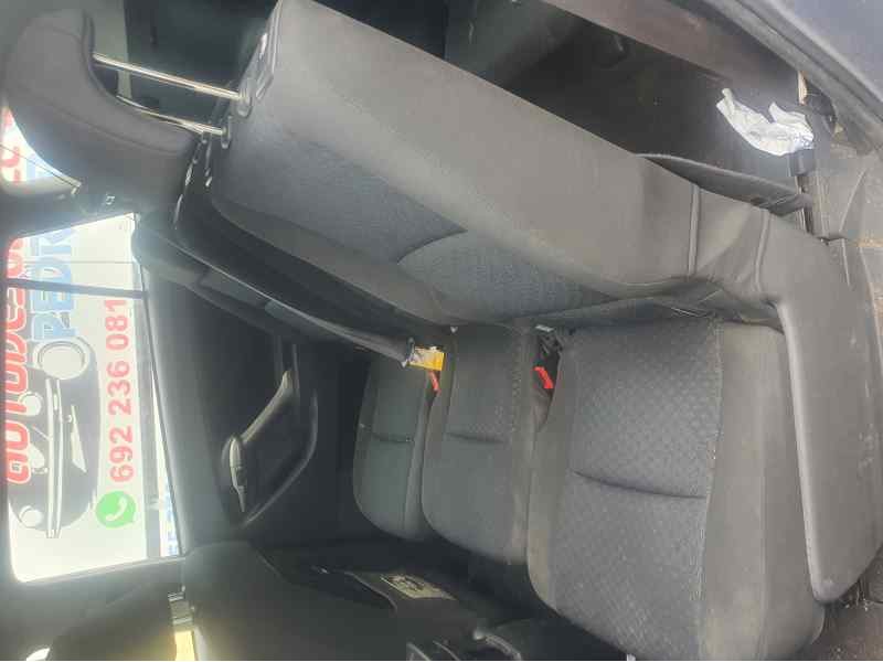 Recambio de asientos trasero izquierdo para toyota verso 1.6 vvt-i 16v 132 monospace referencia OEM IAM   