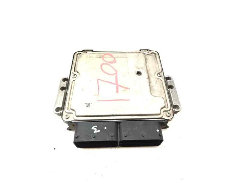 Recambio de centralita motor uce para kia cee´d 1.6 crdi 136 cv referencia OEM IAM 0281032115  
							