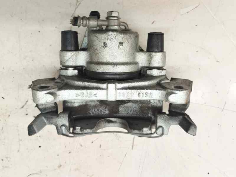 Recambio de pinza freno delantera izquierda para toyota yaris iv 1.5 hybrid 116 cv referencia OEM IAM 9797  