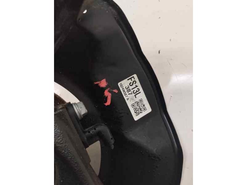 Recambio de mangueta delantera izquierda para toyota yaris iv 1.5 hybrid 116 cv referencia OEM IAM 1024W387A  