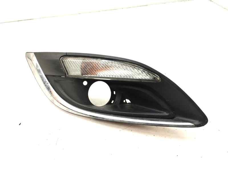 Recambio de faro antiniebla derecho para opel astra j lim. 1.7 cdti 131 cv referencia OEM IAM 662588537  
							