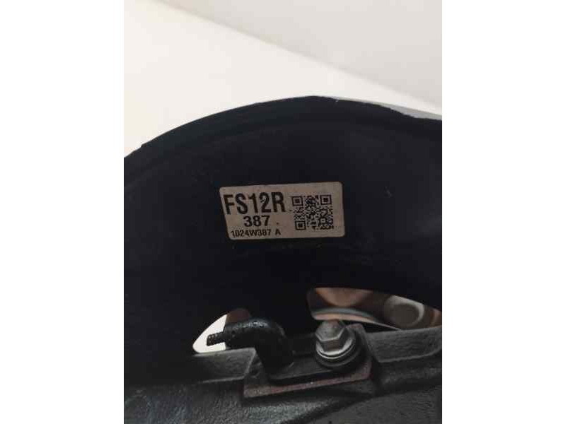 Recambio de mangueta delantera derecha para toyota yaris iv 1.5 hybrid 116 cv referencia OEM IAM 1024W387A  