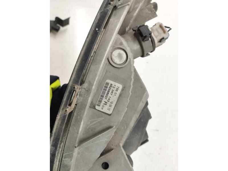 Recambio de faro antiniebla derecho para opel astra j lim. 1.7 cdti 131 cv referencia OEM IAM 662588537  
							