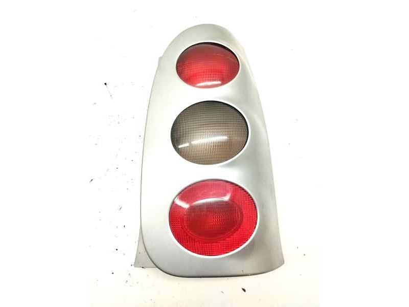 Recambio de piloto trasero derecho para smart coupe fortwo coupe 0.6 54 cv referencia OEM IAM 253042R  
							