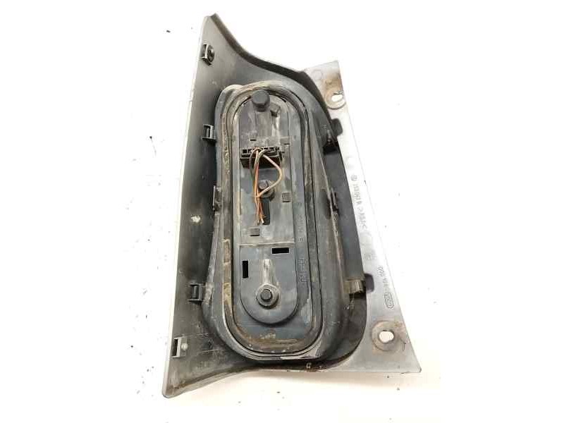 Recambio de piloto trasero derecho para smart coupe fortwo coupe 0.6 54 cv referencia OEM IAM 253042R  
							
