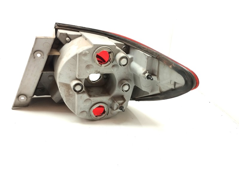 Recambio de piloto trasero izquierdo para chevrolet epica 2.0 diesel cat referencia OEM IAM   