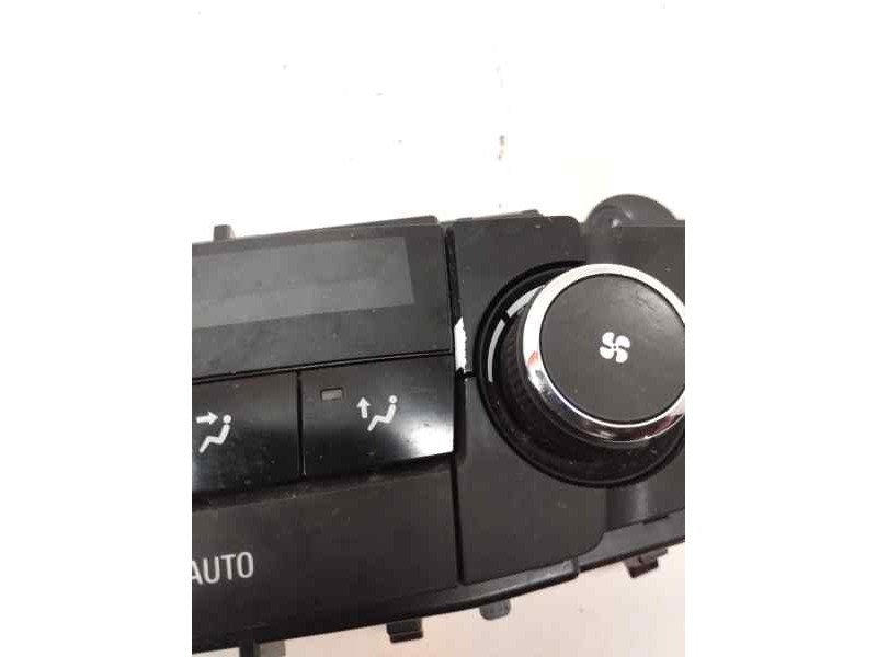 Recambio de mando climatizador para opel insignia berlina 2.0 cdti 110 cv referencia OEM IAM 13273095  
