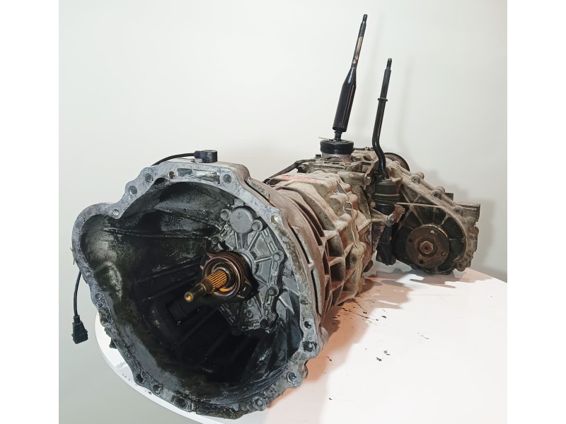 Recambio de caja cambios para nissan terrano/terrano.ii (r20) 2.7 turbodiesel referencia OEM IAM SINREFVISIBLE  