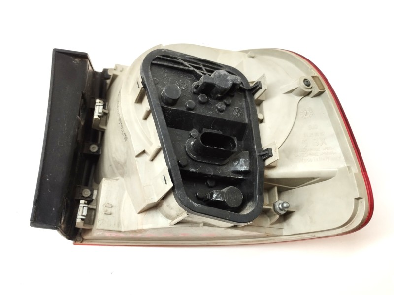 Recambio de piloto trasero izquierdo para volkswagen touareg (7la) 5.0 v10 tdi dpf referencia OEM IAM 7L6945095K  