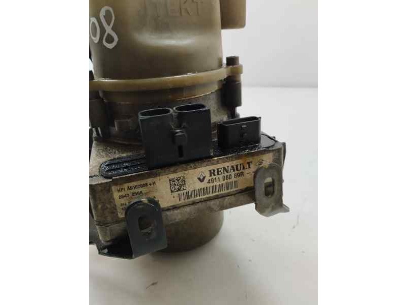 Recambio de bomba direccion para dacia sandero 1.5 dci 90 cv referencia OEM IAM 491108089R  