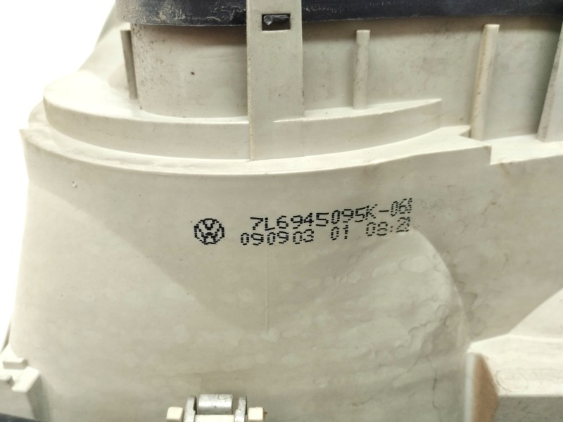 Recambio de piloto trasero izquierdo para volkswagen touareg (7la) 5.0 v10 tdi dpf referencia OEM IAM 7L6945095K  