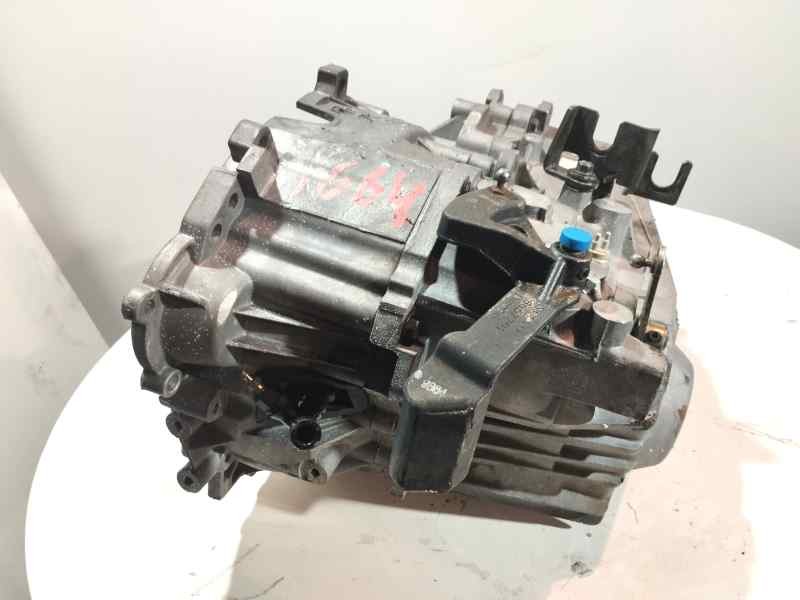 Recambio de caja cambios para volvo s80 berlina 2.4 d 163 cv referencia OEM IAM P9482300  