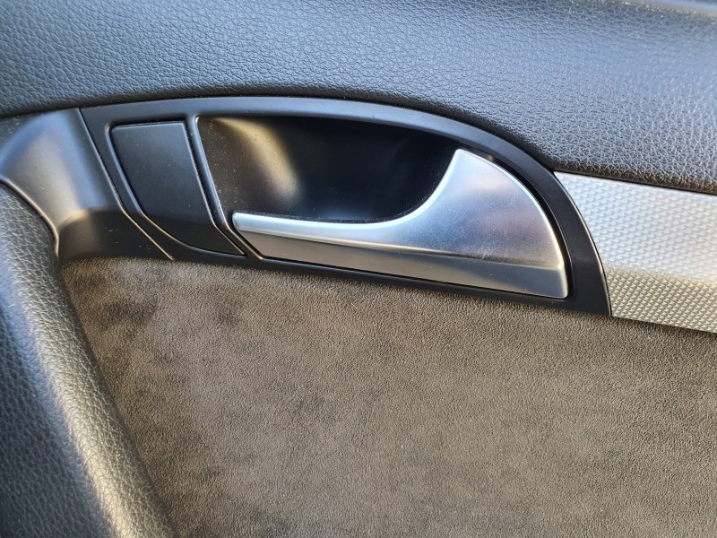 Recambio de maneta interior trasera derecha para audi q7 (4l) 3.0 v6 24v tdi referencia OEM IAM   
							