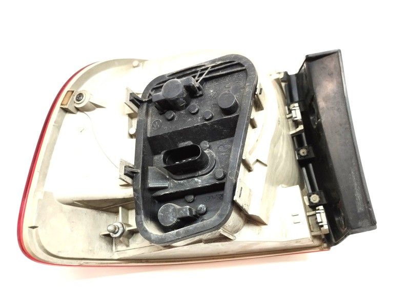 Recambio de piloto trasero derecho para volkswagen touareg (7la) 5.0 v10 tdi dpf referencia OEM IAM 7L6945096K  