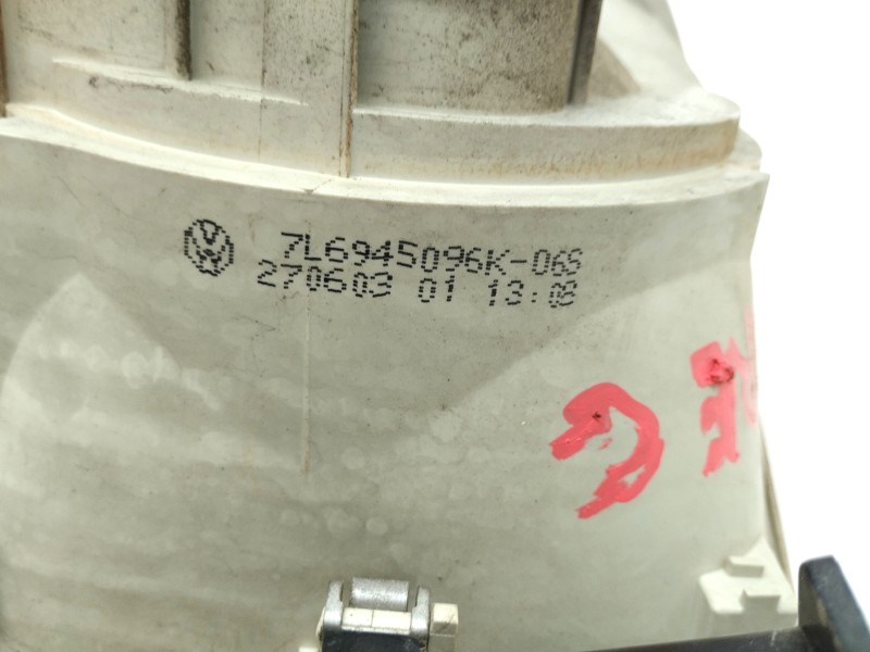 Recambio de piloto trasero derecho para volkswagen touareg (7la) 5.0 v10 tdi dpf referencia OEM IAM 7L6945096K  