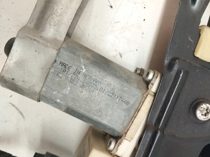 Recambio de elevalunas trasero derecho para bmw serie 7 (e65/e66) 3.0 turbodiesel cat referencia OEM IAM 628382002  
							