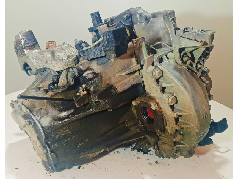 Recambio de caja cambios para peugeot 308 sw 1.6 blue-hdi fap referencia OEM IAM 20MB41  