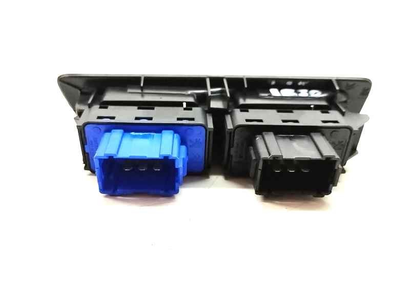 Recambio de mando elevalunas delantero derecho para citroën c-elysée 1.6 100cv referencia OEM IAM 9674559377  