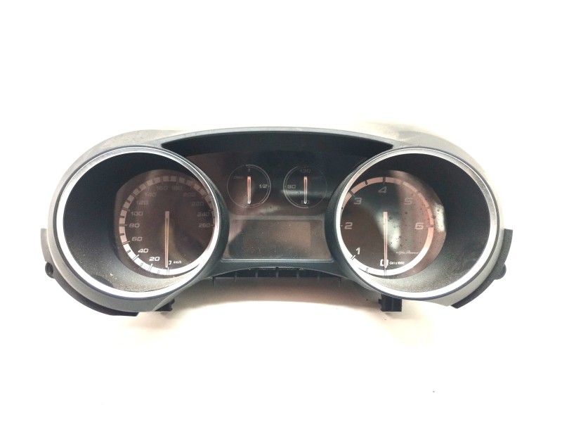 Recambio de cuadro instrumentos para alfa romeo giulietta (191) 1.6 jtdm cat referencia OEM IAM 50528273  