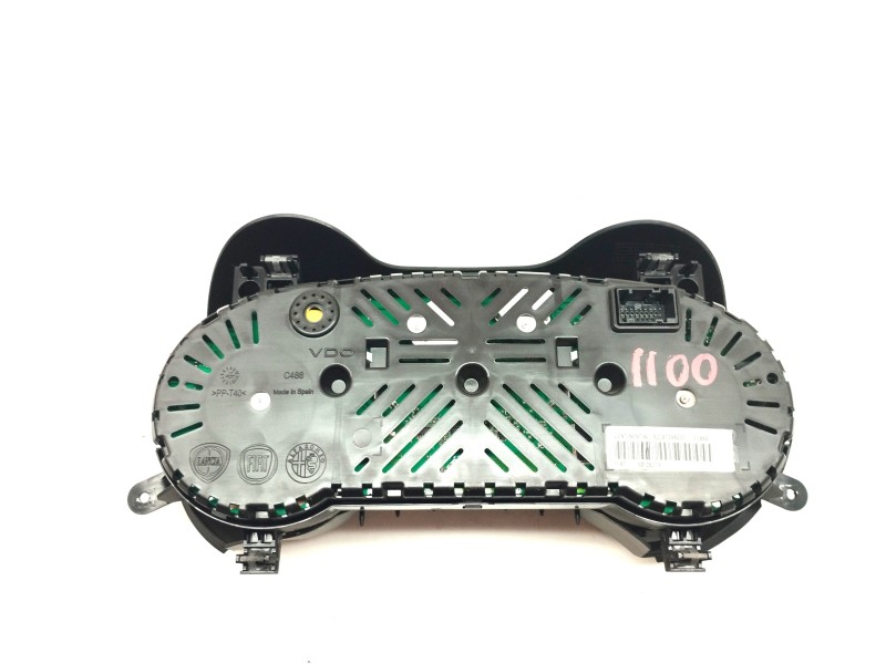 Recambio de cuadro instrumentos para alfa romeo giulietta (191) 1.6 jtdm cat referencia OEM IAM 50528273  