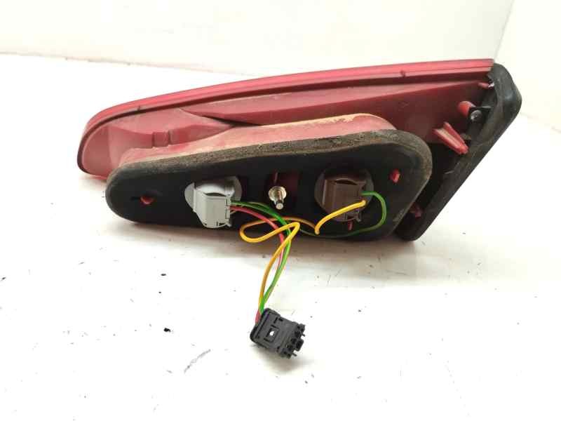 Recambio de piloto trasero izquierdo interior para peugeot 607 (s2) 2.2 hdi pk marf referencia OEM IAM   
							