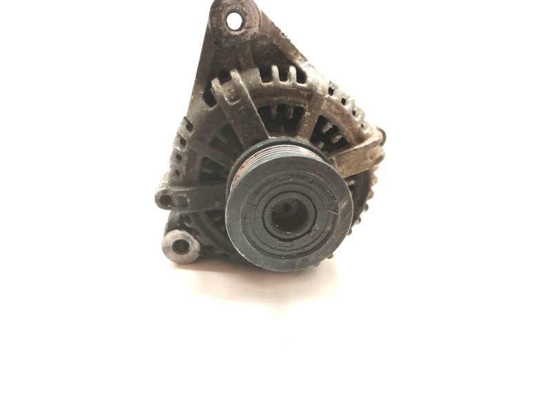 Recambio de alternador para hyundai tucson (jm) 2.0 crdi cat referencia OEM IAM 3730027012  