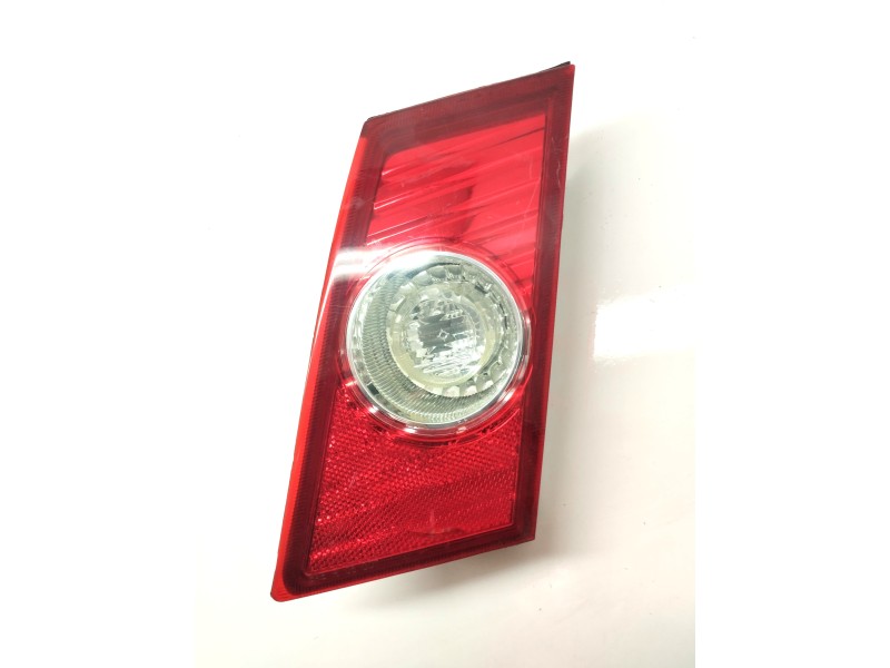 Recambio de piloto trasero derecho interior para chevrolet epica 2.0 diesel cat referencia OEM IAM   