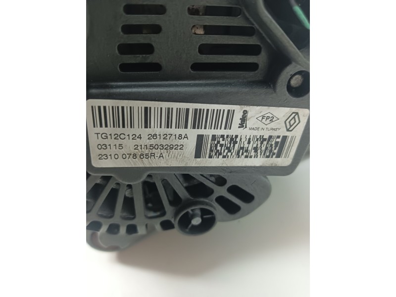 Recambio de alternador para renault clio iv expression referencia OEM IAM 231007865RA  