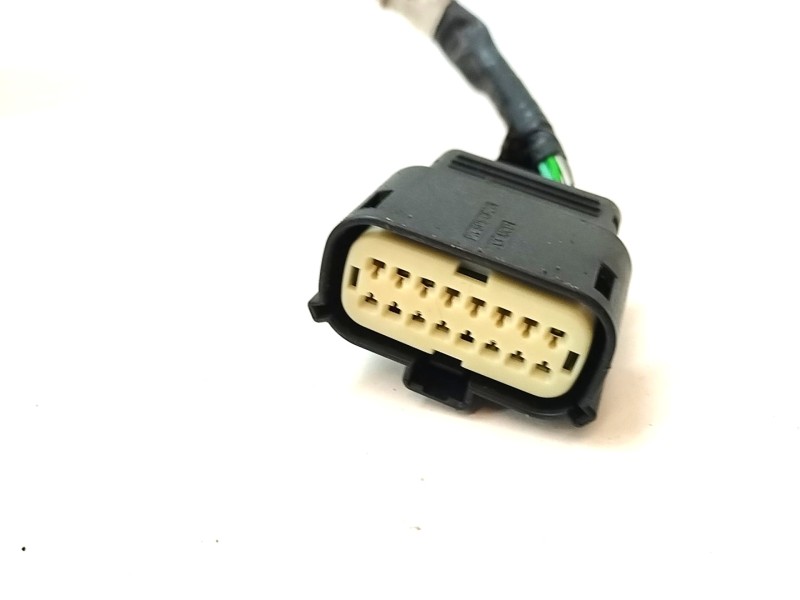 Recambio de retrovisor derecho para ford mondeo lim. 2.0 tdci cat referencia OEM IAM   