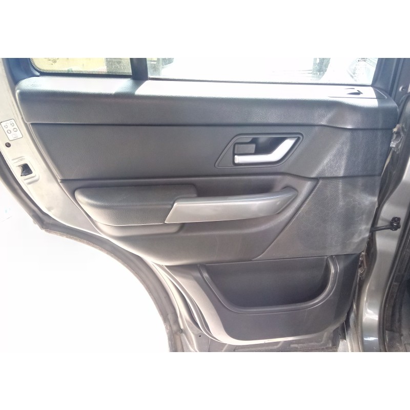 Recambio de guarnecido puerta trasera izquierda para land rover range rover sport 2.7 td v6 cat referencia OEM IAM   