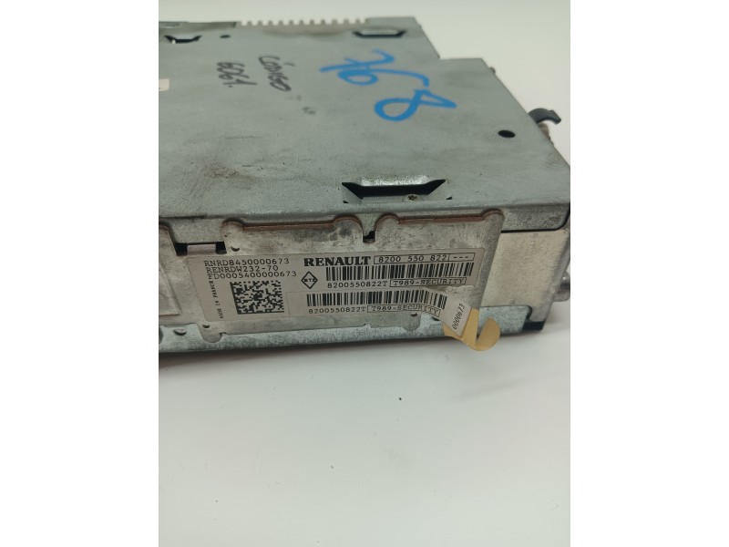 Recambio de sistema audio / radio cd para renault scenic ii 1.9 dci diesel referencia OEM IAM 8200550822  