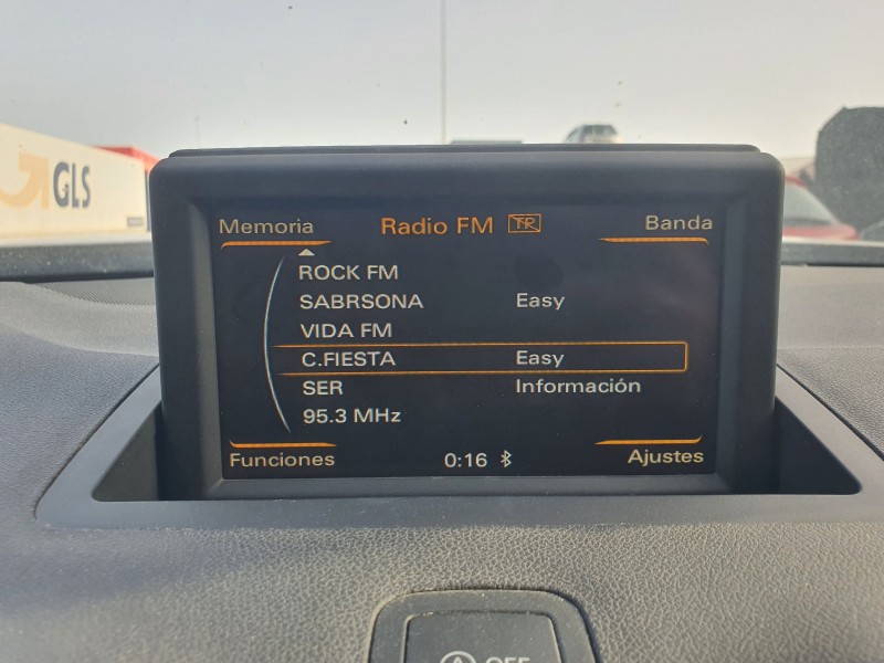 Recambio de pantalla multifuncion para audi a1 (8x) 1.2 16v tfsi referencia OEM IAM 8X0857273B  