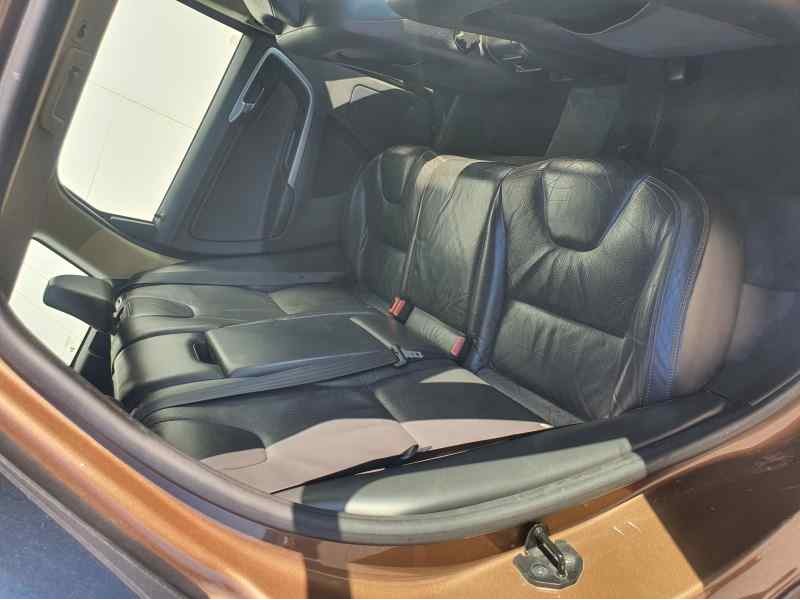 Recambio de asientos traseros para volvo xc60 d5 awd referencia OEM IAM   