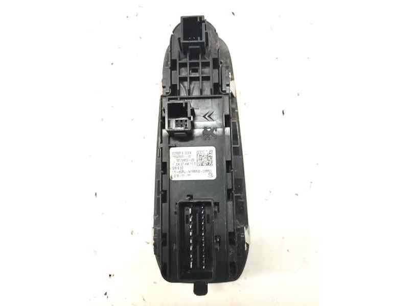 Recambio de mando elevalunas delantero izquierdo para peugeot 308 sw 1.6 blue-hdi fap referencia OEM IAM 96788264ZD  
							