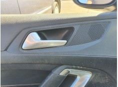 Recambio de maneta interior delantera izquierda para peugeot 308 sw 1.6 blue-hdi fap referencia OEM IAM   