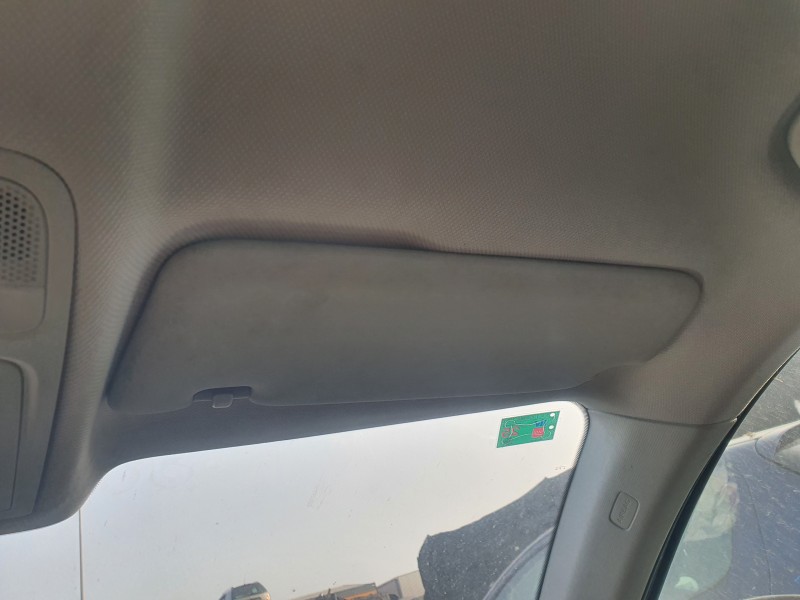 Recambio de parasol derecho para audi a1 (8x) 1.2 16v tfsi referencia OEM IAM   