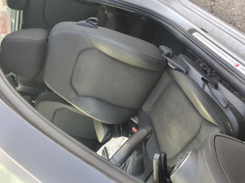 Recambio de asiento delantero izquierdo para audi a1 (8x) 1.2 16v tfsi referencia OEM IAM   