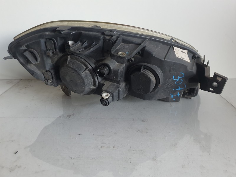 Recambio de faro izquierdo para fiat linea (110) 1.3 16v jtd cat referencia OEM IAM   