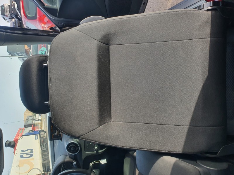 Recambio de asiento delantero derecho para audi a1 (8x) 1.2 16v tfsi referencia OEM IAM   