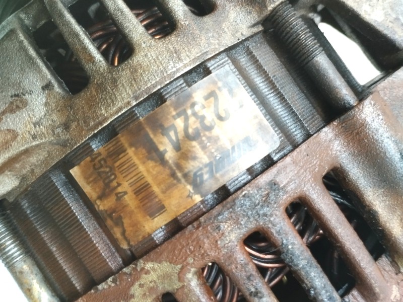 Recambio de alternador para hyundai sonata (nf) 2.0 crdi cat referencia OEM IAM 223241  