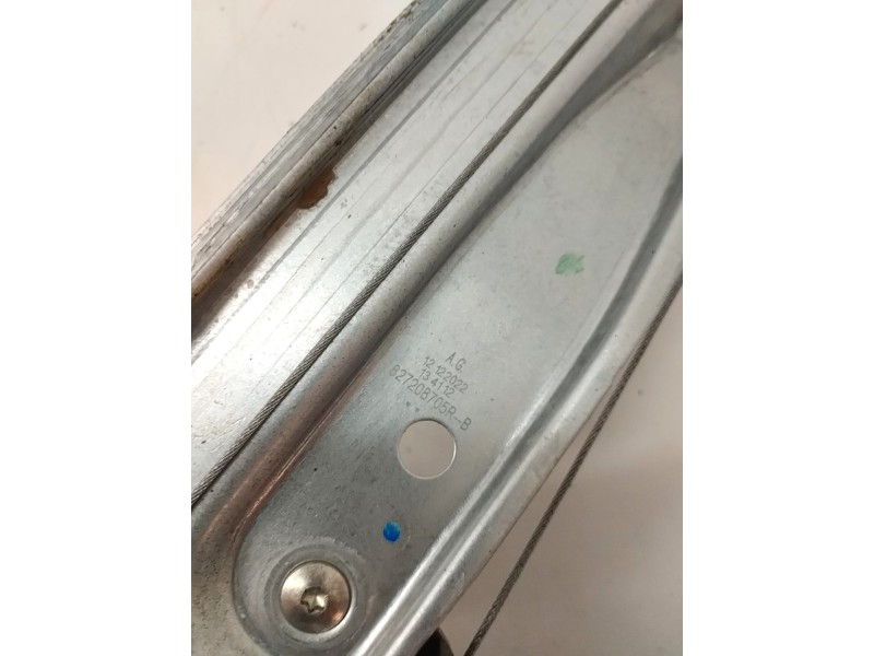 Recambio de elevalunas trasero derecho para dacia sandero sl 2019 referencia OEM IAM 827208705R  