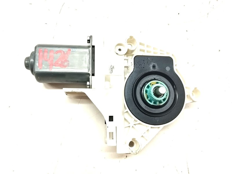 Recambio de motor elevalunas delantero derecho para audi a1 (8x) 1.2 16v tfsi referencia OEM IAM 8K0959802C  