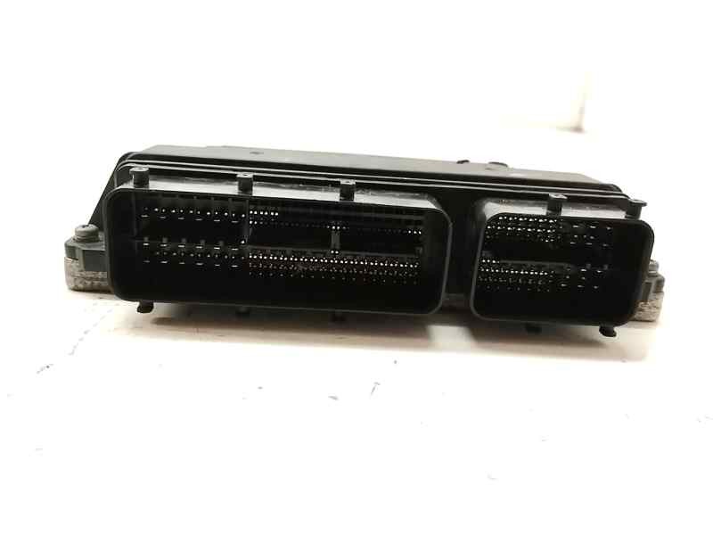 Recambio de centralita motor uce para toyota verso advance referencia OEM IAM 896610F150  