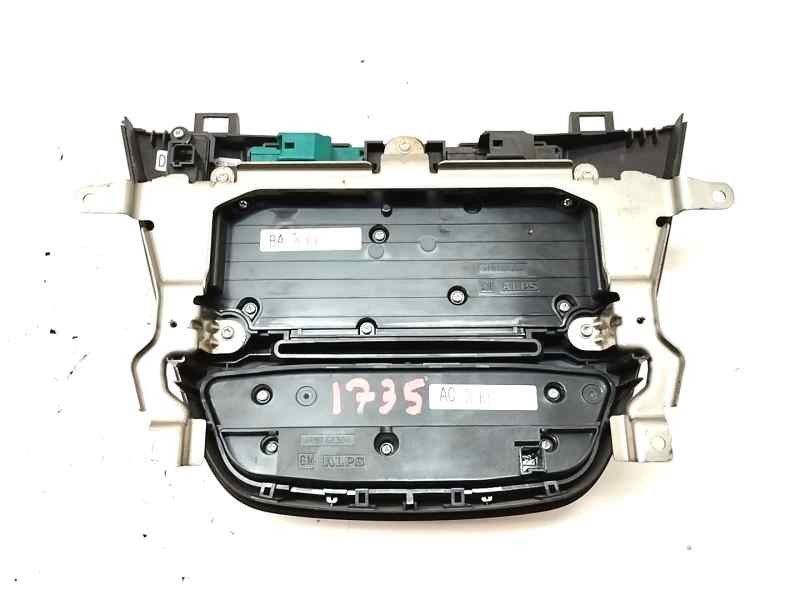 Recambio de sistema audio / radio cd para opel insignia berlina 2.0 cdti 131 cv referencia OEM IAM 13273252  
							