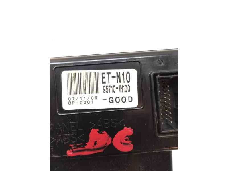 Recambio de pantalla multifuncion para kia cee´d 1.6 crdi referencia OEM IAM 957101H100  