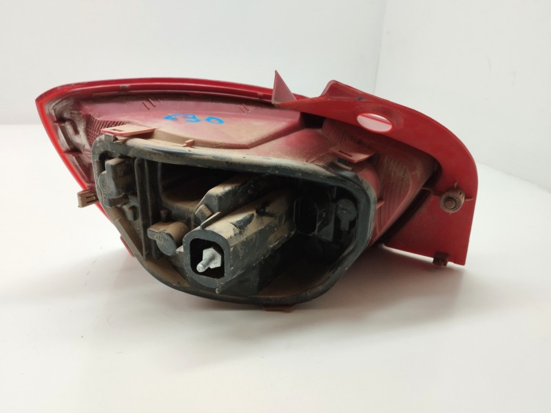 Recambio de piloto trasero derecho para seat ibiza (6j5) 1.9 tdi referencia OEM IAM   