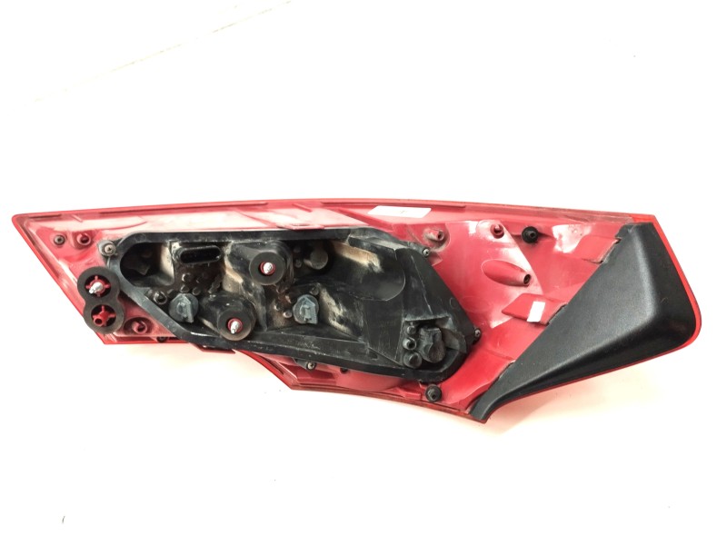 Recambio de piloto trasero derecho para opel insignia sports tourer sport referencia OEM IAM 495058087  