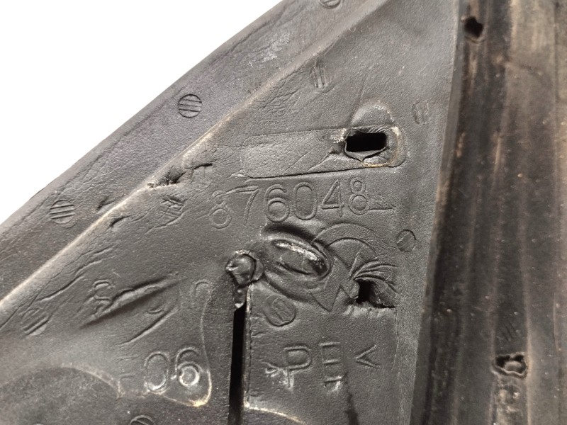 Recambio de retrovisor derecho para seat ibiza (6l1) 1.4 16v referencia OEM IAM 876048  